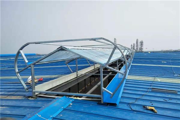 屋脊自然通風器